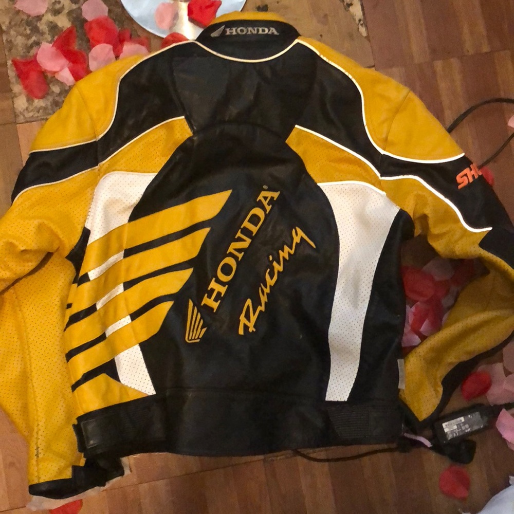 Men’s Leather Jacket